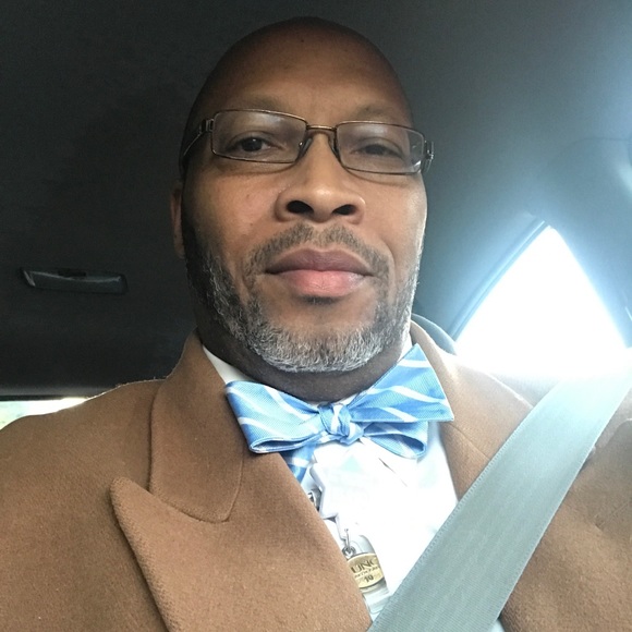 Meet your Posher, Reginald - Picture 1 of 6